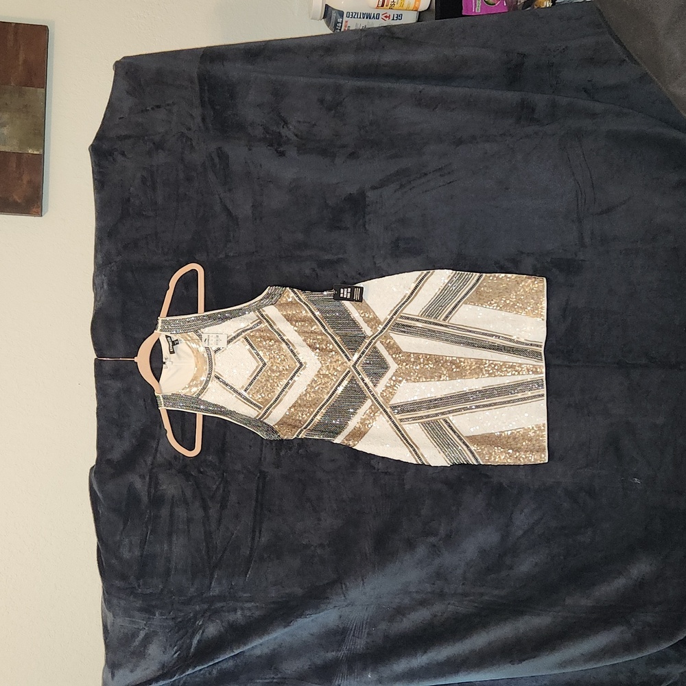Aztec Sequin Bodycon Mini Dress | Express - Picture 5 of 14
